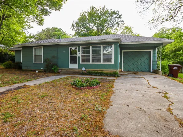 1015 Hillcrest St, Denton, TX 76201