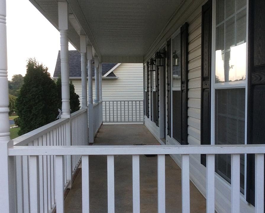 1st image of 522 Plantation Creek Dr