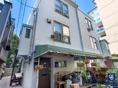 130R W End Ave, Brooklyn, NY, 11235