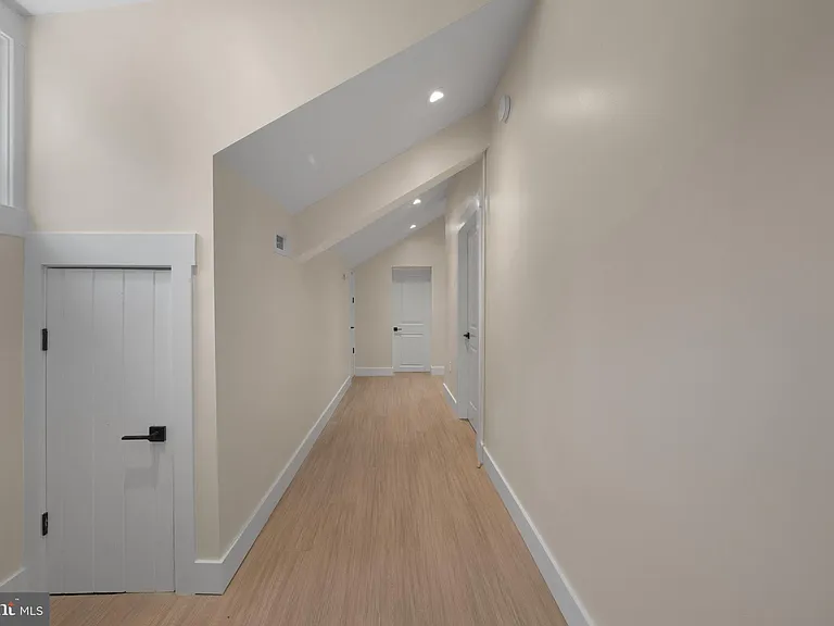71 Dreamland Park Dr #75 — Photo 16