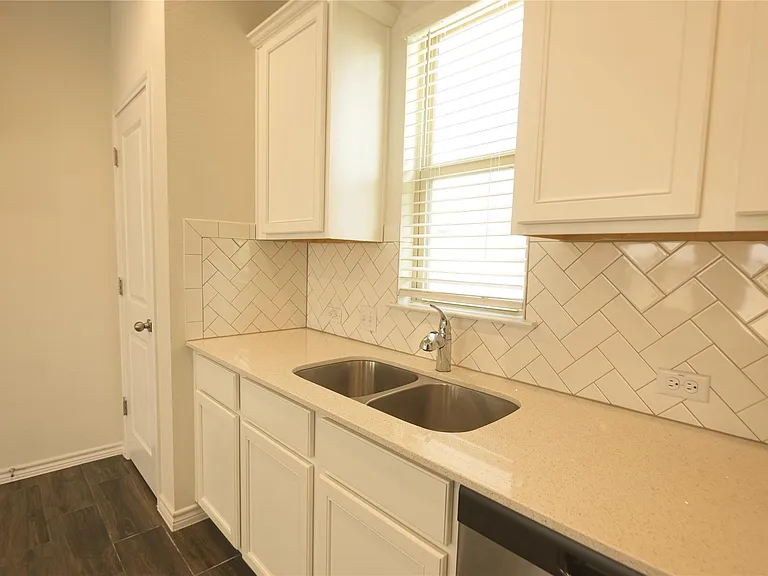 352 Witchhazel Way — Photo 25