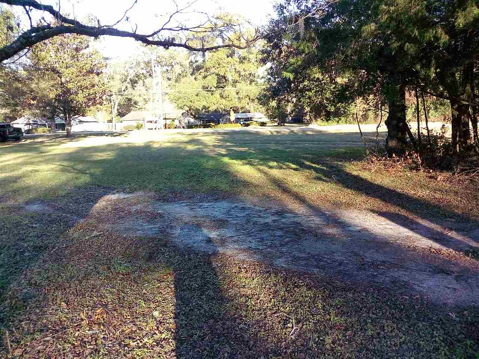 2nd image of 1734 Page Rd
