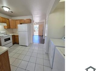 3865 Soda Springs Dr #1, Las Vegas, NV 89115