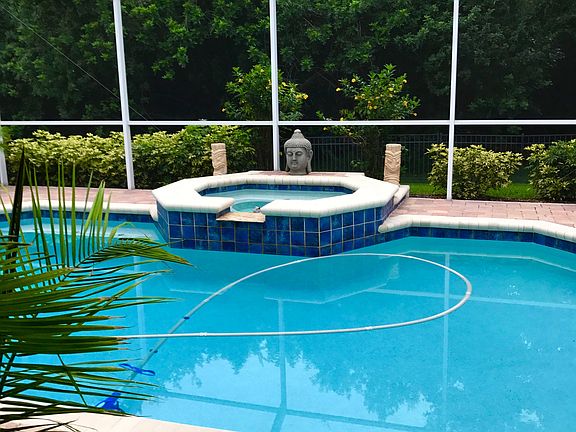3rd image of 11322 Minaret Dr