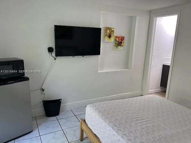 410 NW 31st St #2 — Photo 17