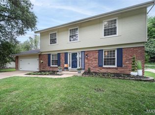 15480 Country Mill Ct, Chesterfield, MO