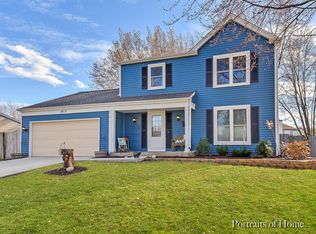 1915 Castle Pines Cir, Elgin, IL 60123