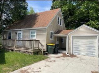 102 Circle Dr, Boscobel, WI 53805