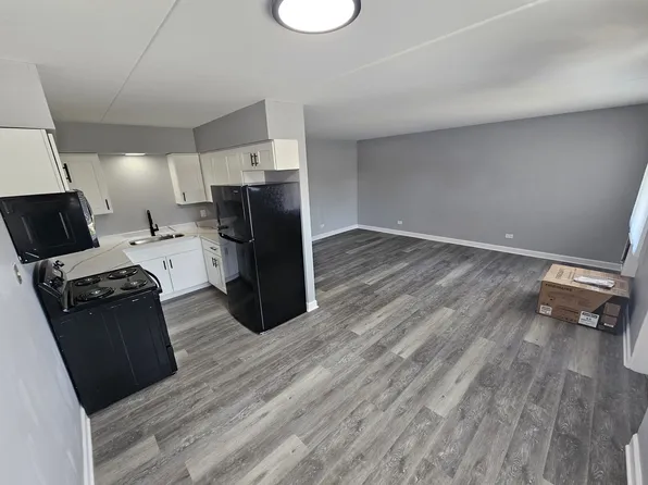 6929 Pershing Rd APT 5, Berwyn, IL 60402