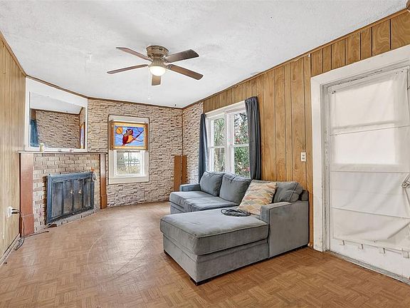 4th image of 2180 NW 140th St