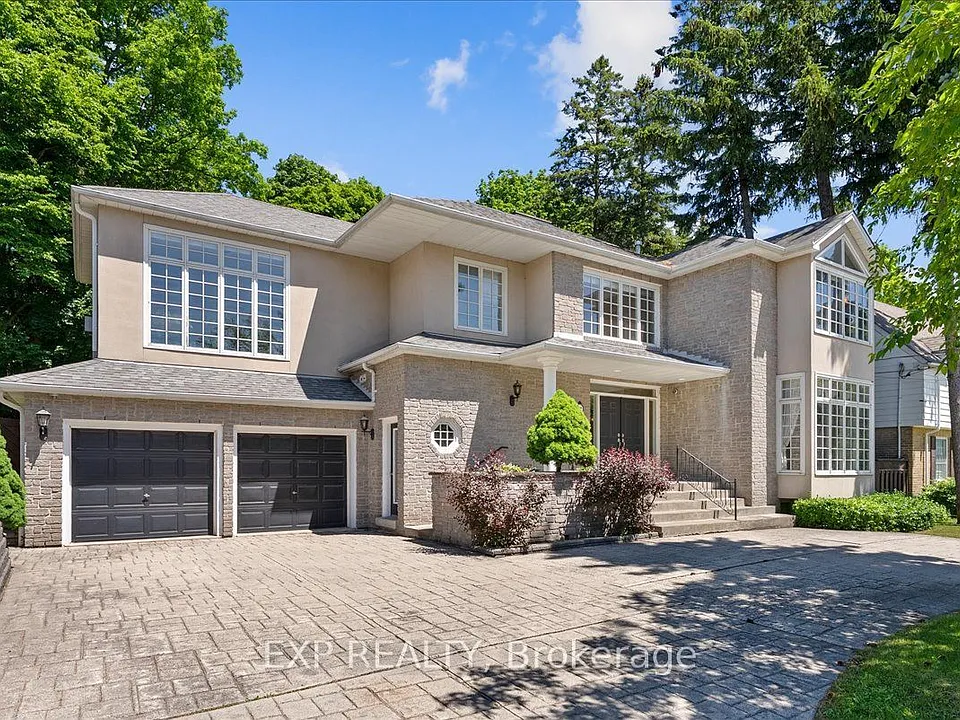 67 Agincourt Dr