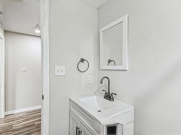5th image of 1016 E 26th Ave #6