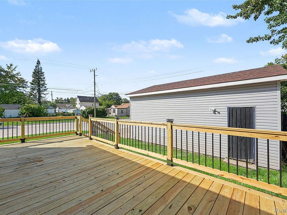 8603 Essex Ave, photo 22