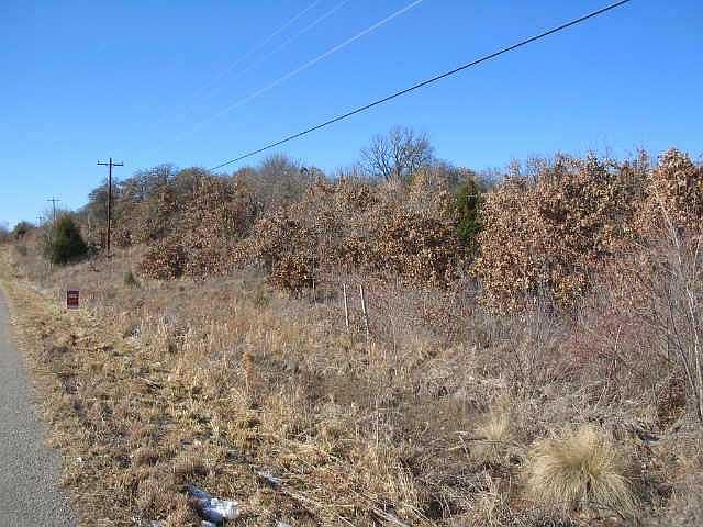 2nd image of Clear Pond Rd