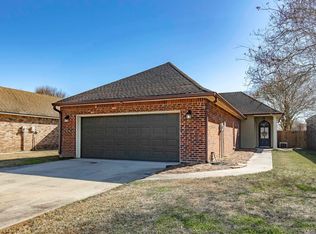 4023 Northshore Ave, Baton Rouge, LA 70820