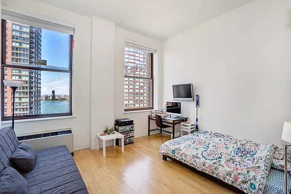 Rented by Platinum Properties | media 17