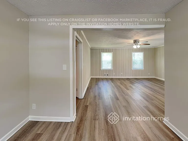 921 Walnut Cir SW — Photo 18
