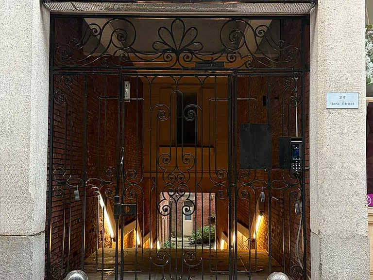 237 Chestnut St #1-302 — Photo 20