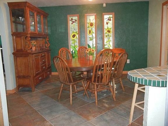 4th image of 3931 NW 39th Ct
