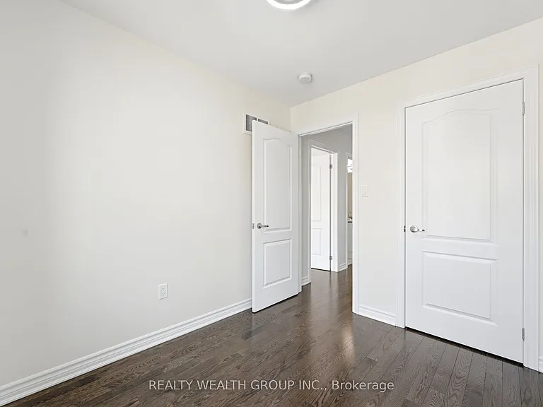 7 City Park Cir — Photo 20
