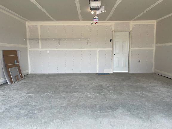 2nd image of 12549 Guadalcanal Cir NE Unit C