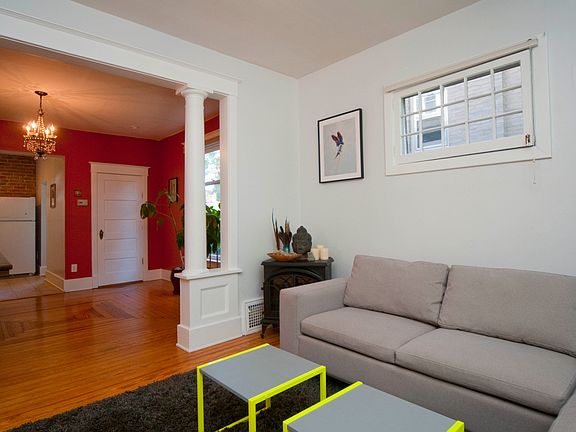 4th image of 1618 Saint Paul St