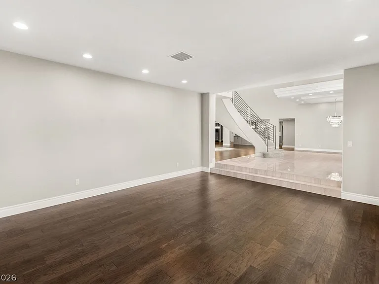 13 Dovetail Cir — Photo 55