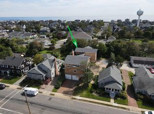 463 Club Dr, Bay Head, NJ 08742