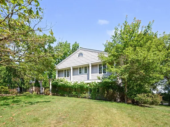 25800 Franklin Park Ct, Franklin, MI 48025