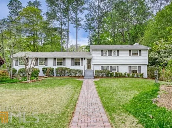 1326 W Nancy Creek Dr, Atlanta, GA 30319