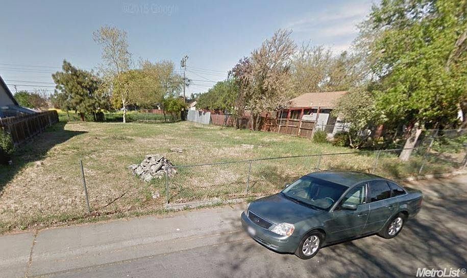 2nd image of 521 Potomac Ave