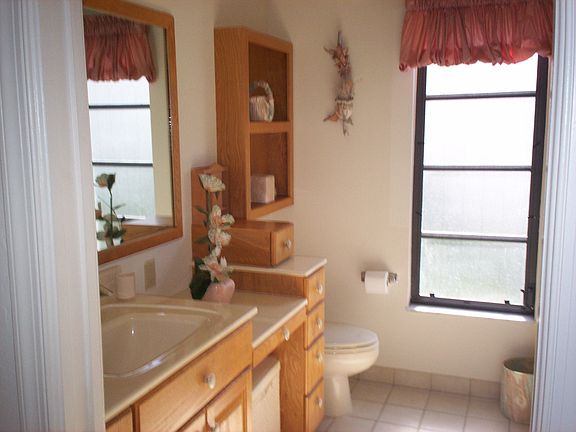 3rd image of 7240 Twin Eagle Ln