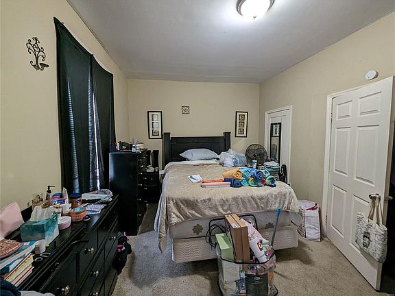 5th image of 2137 Stansbury St