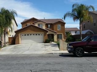 3335 Oakleaf Ln, Perris, CA 92571