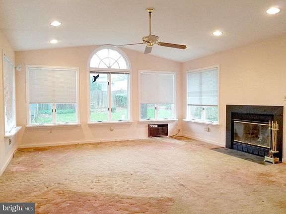 5th image of 13721 Woodlark Dr