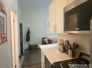 90 Charles St APT 2, Boston, MA 02114