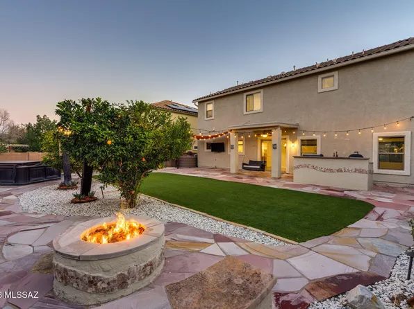 859 W Vuelta Granadina, Sahuarita, AZ 85629