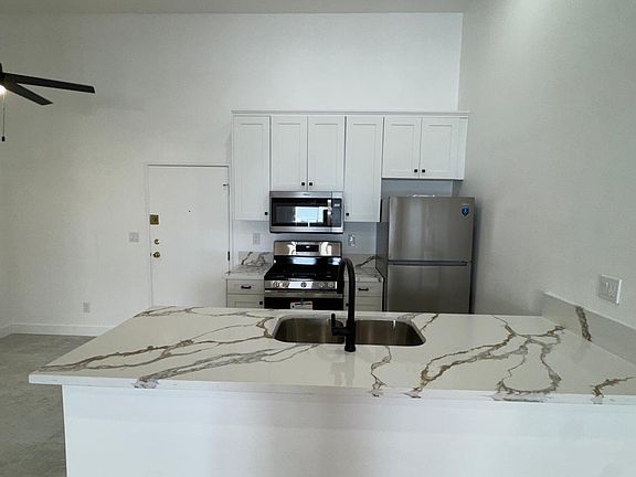 4th image of 449 S Alexandria Ave APT 208
