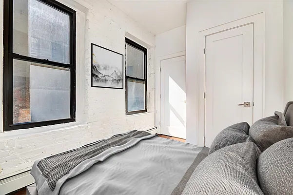 Rented by REAL New York | media 7