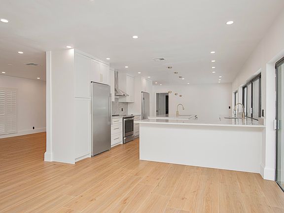 5th image of 6761 S Grande Drive