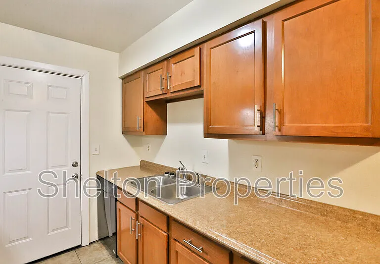339 S Stapley Dr #106 — Photo 8