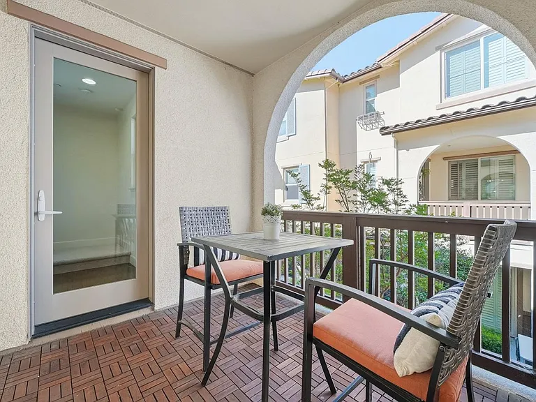 375 Santa Diana Ter — Photo 36