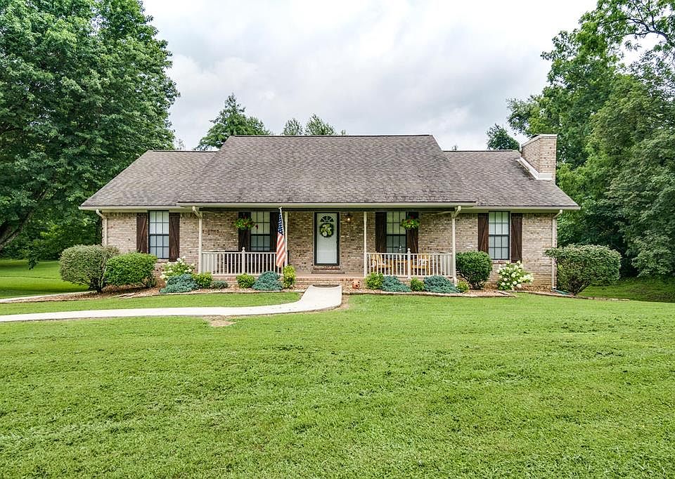 1st image of 582 Burton Ln
