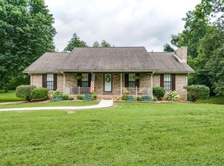 582 Burton Ln, Cookeville, TN 38506