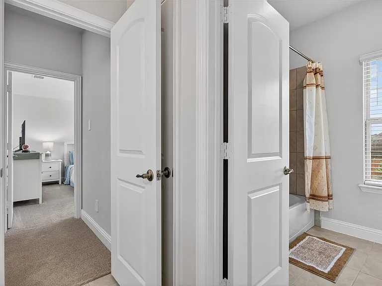 1002 Copper Smith Way — Photo 32