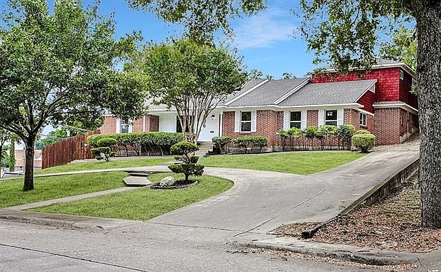 1st image of 606 Misty Glen Ln