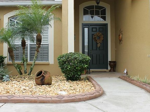 2nd image of 2807 Abbey Grove Dr