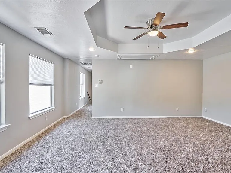13714 Hillingdale Ln — Photo 31