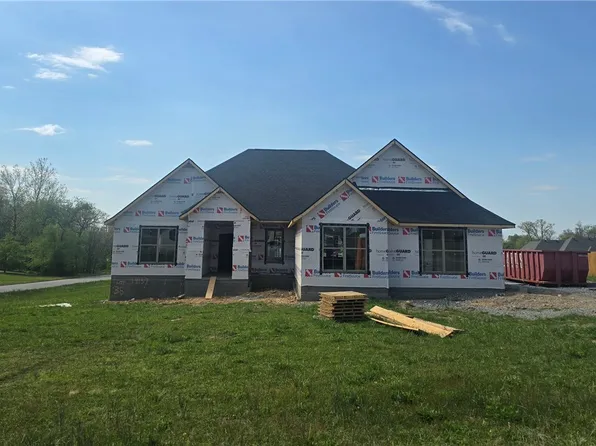 14137 Cayenne Cir, Gentry, AR 72761