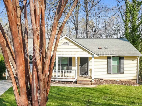 2947 Gray Feather Dr, Charlotte, NC 28262